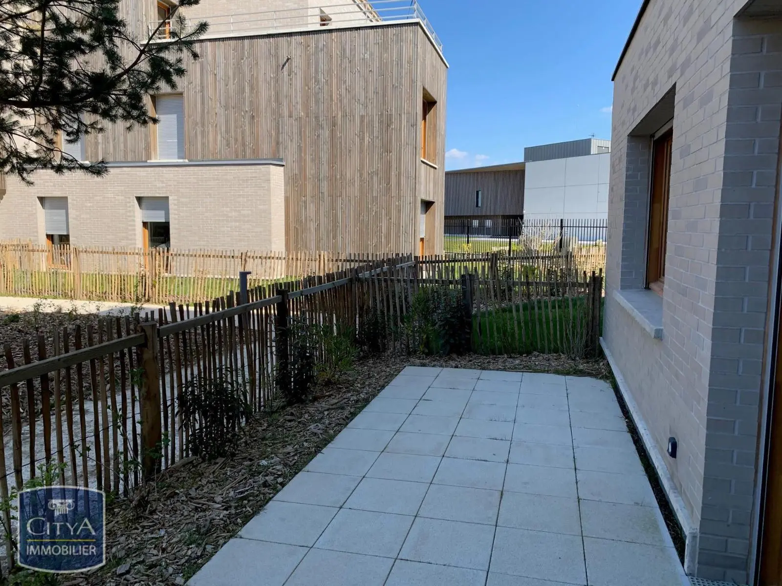 Photo 1 Appartement 1 pièce 32.4m²