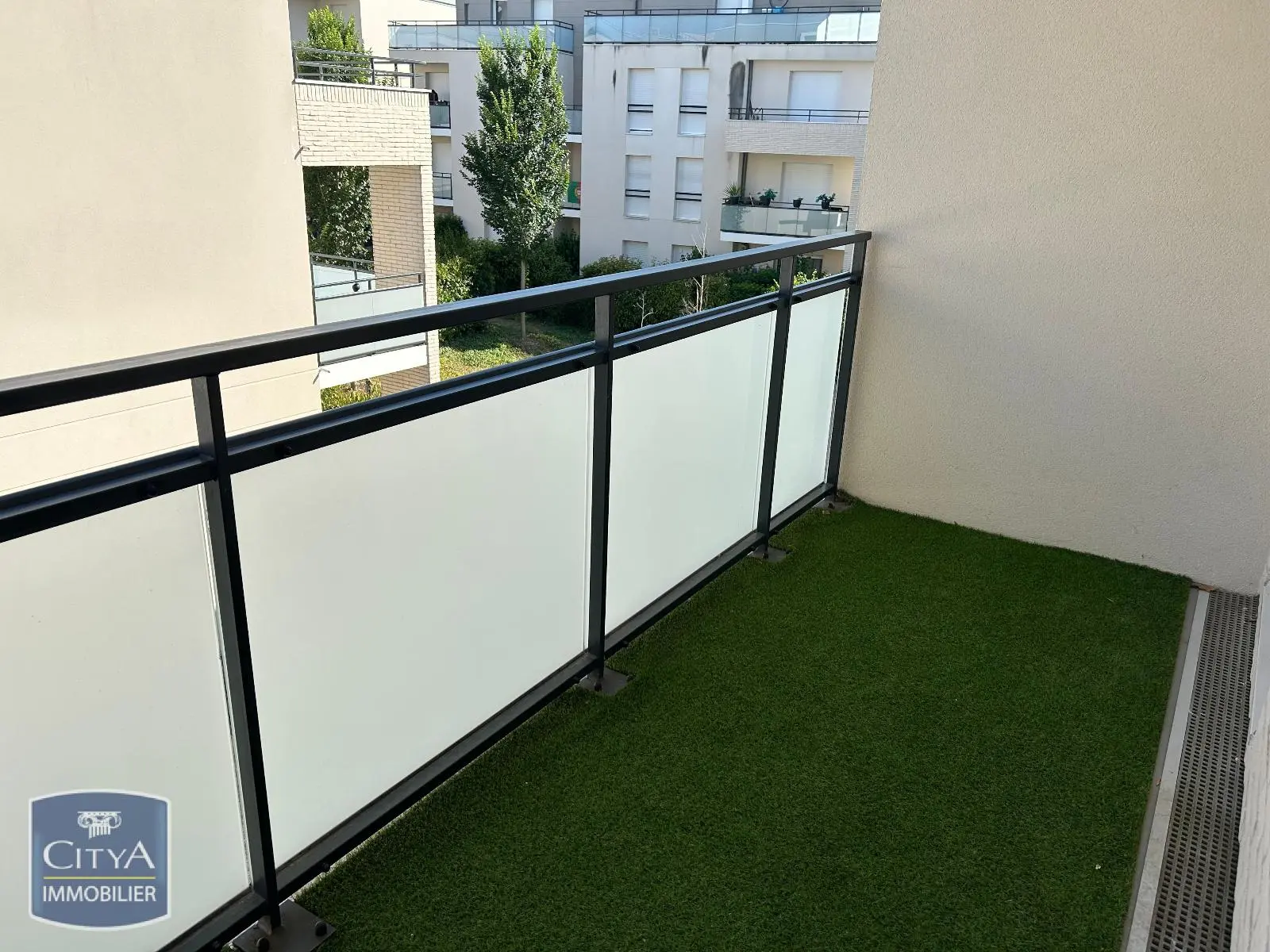 Saint-Thibault-des-Vignes (77400) Appartement 2 pièces 44.04m² photo 3