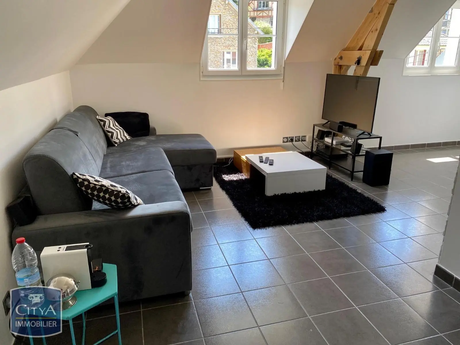 Photo 1 Appartement 1 pièce 22.81m²