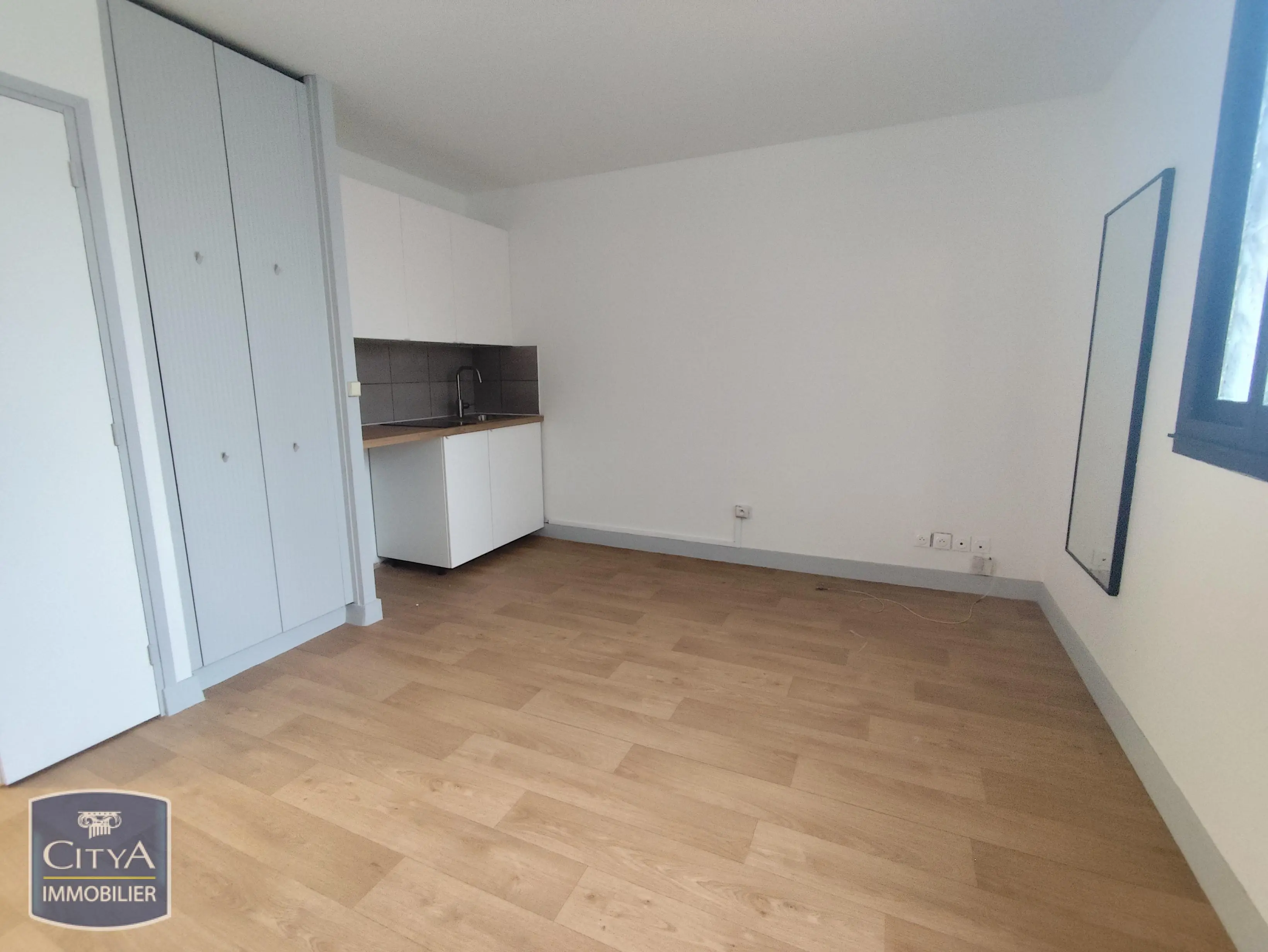 Photo 3 Appartement 1 pièce 20.59m²