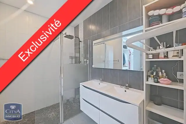 Photo 10 Maison 6 pièces 181m²
