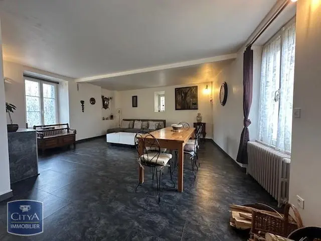 Photo 1 Maison 4 pièces 130m²