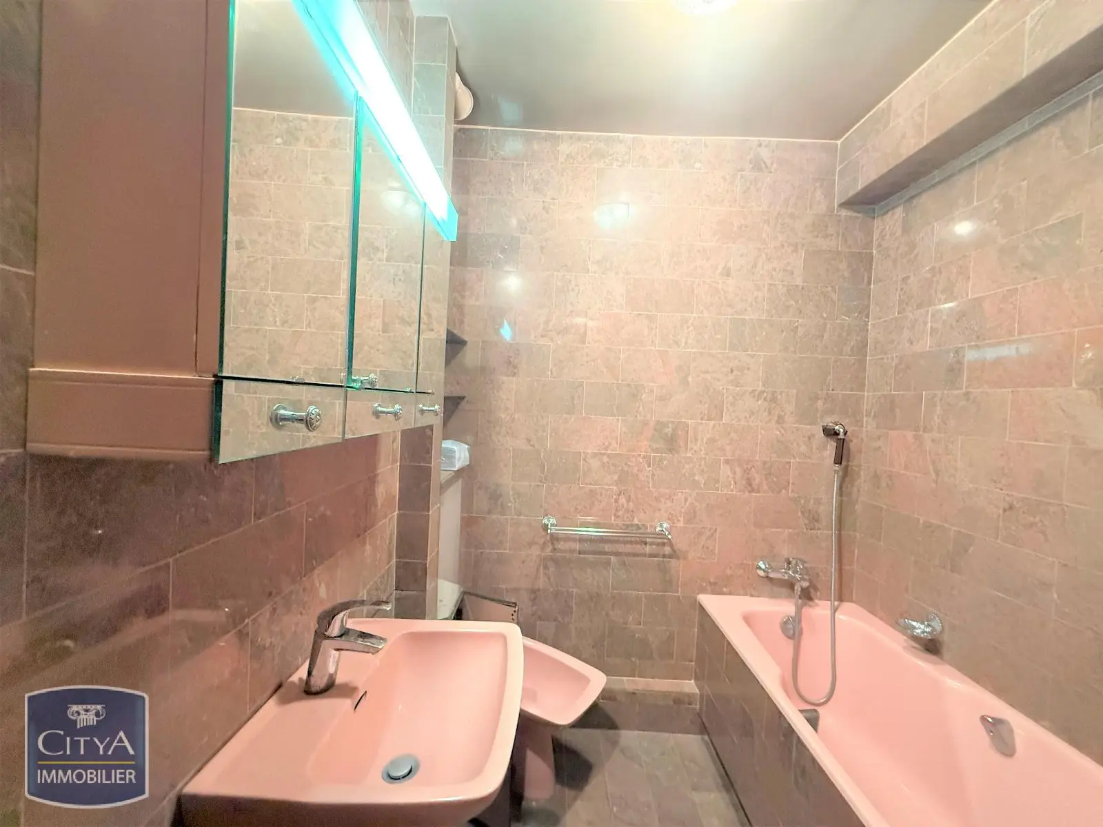 Photo 10 Appartement 4 pièces 63.9m²