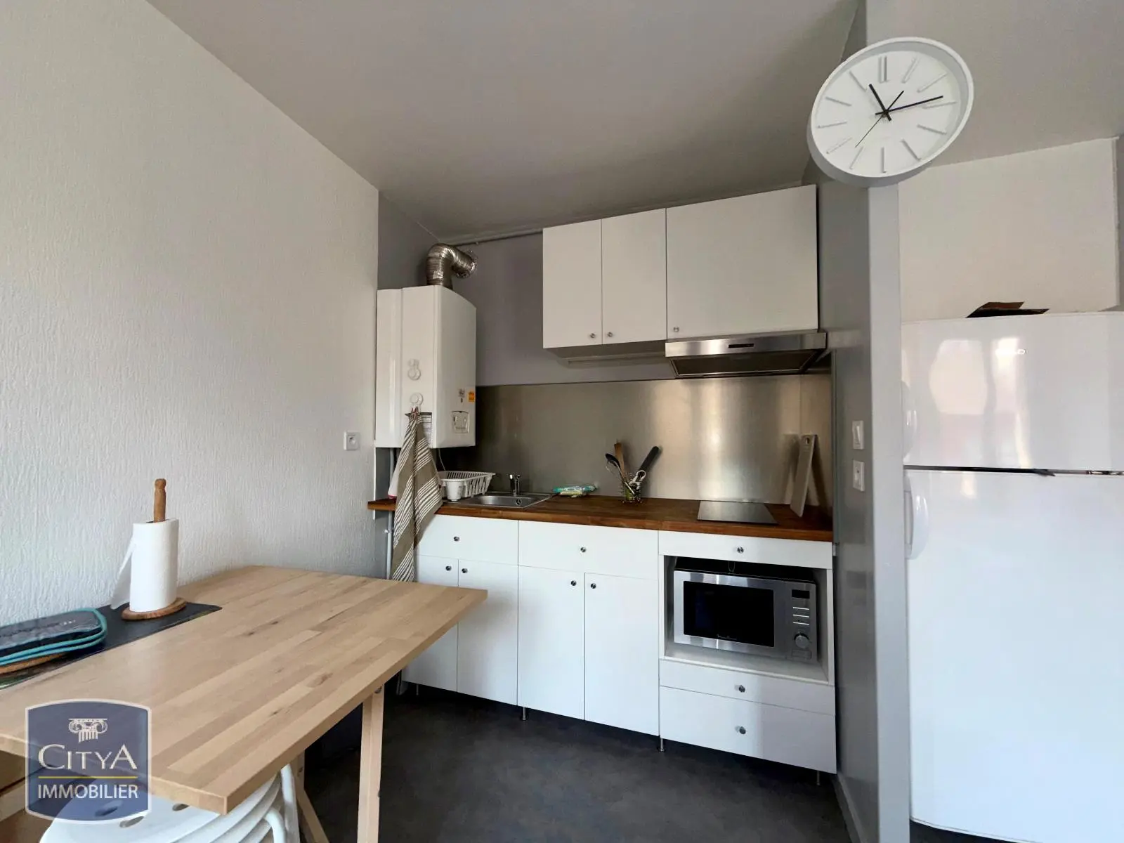 Photo 1 Appartement 1 pièce 28.14m²