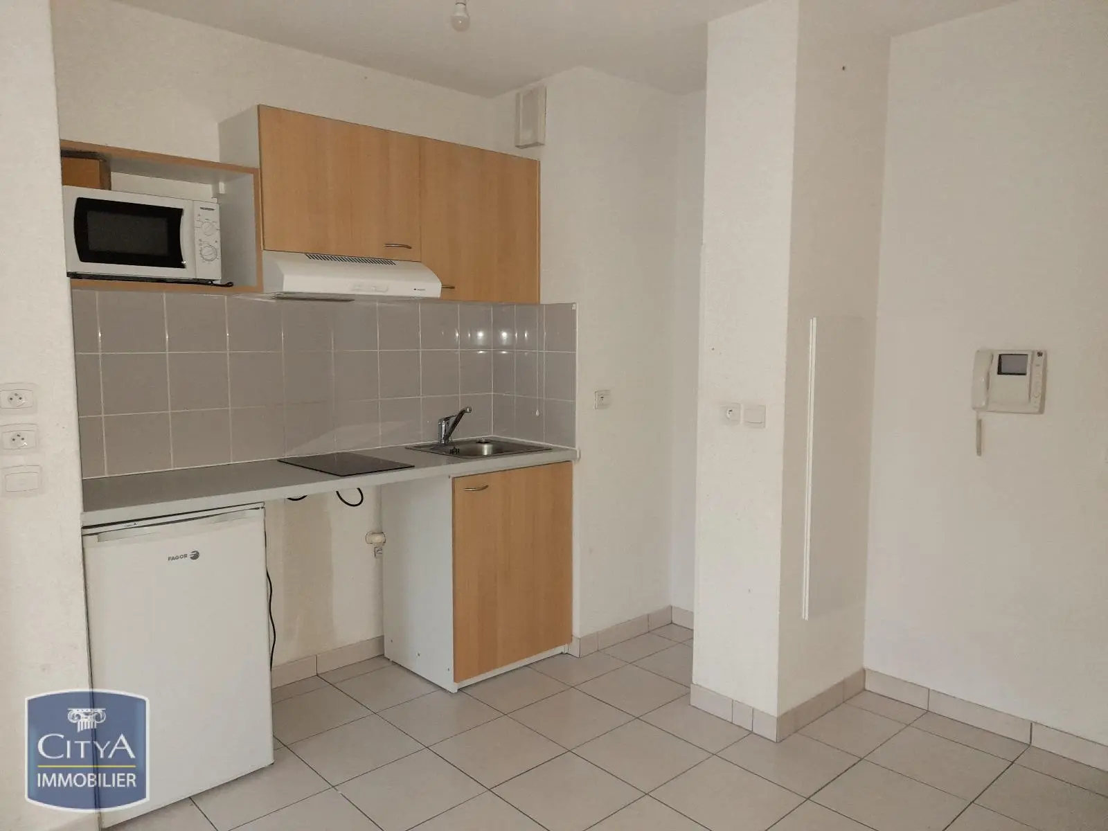 Photo 1 Appartement 1 pièce 25.93m²