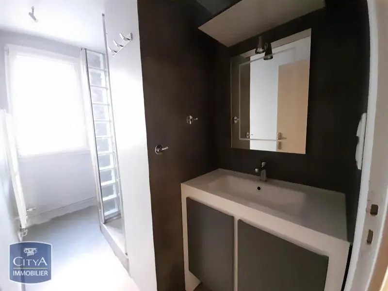 LOCATION APPARTEMENT T4 LIMOGES