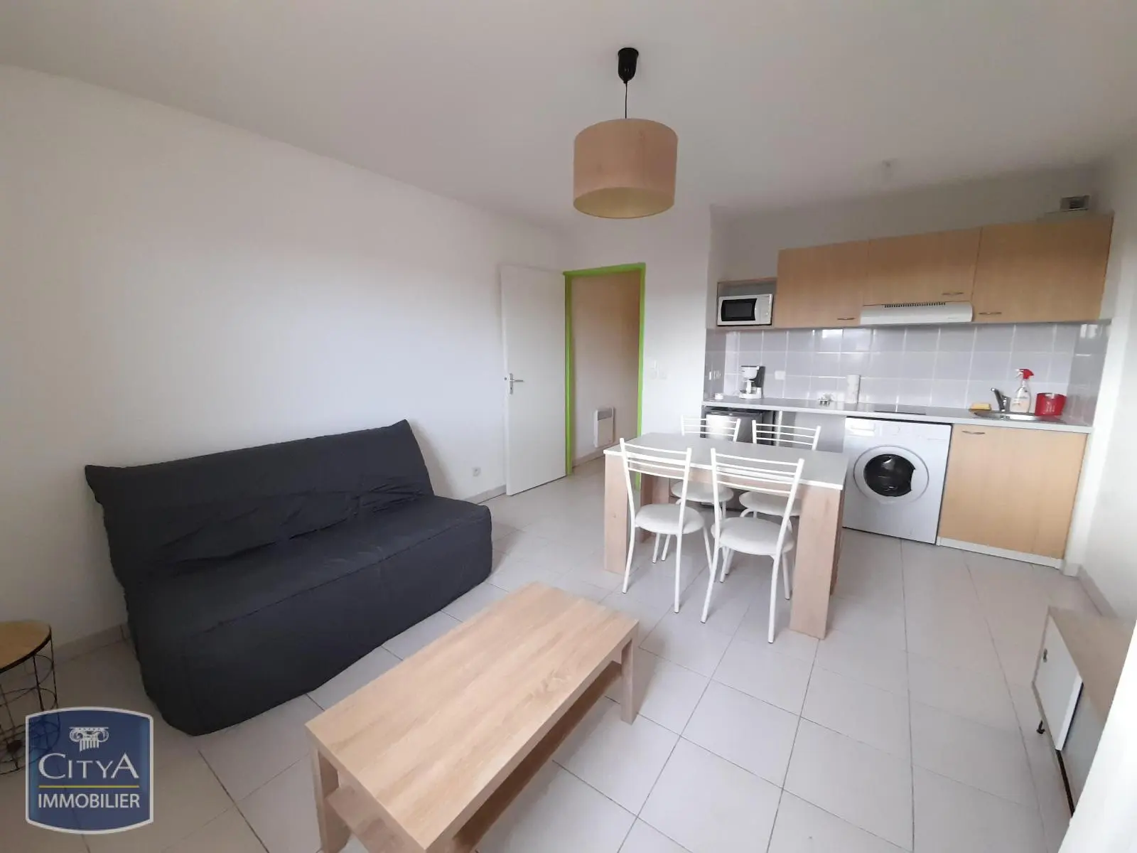 Photo 2 Appartement 1 pièce 23.51m²