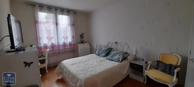 LOCATION APPARTEMENT T4 LIMOGES