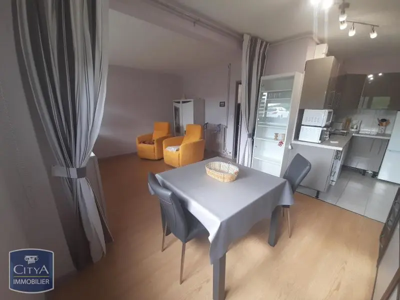 Photo 2 Appartement 1 pièce 30.29m²