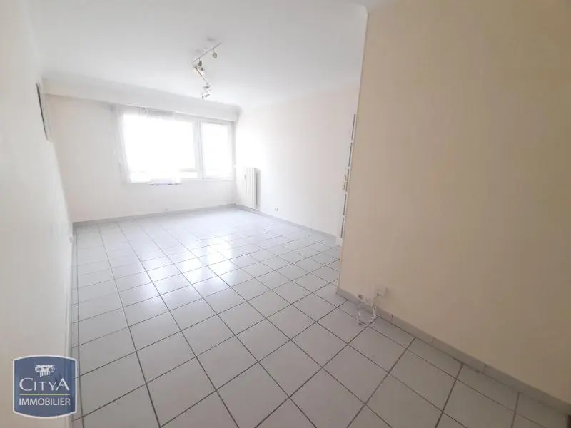 Photo 3 Appartement 1 pièce 38.14m²