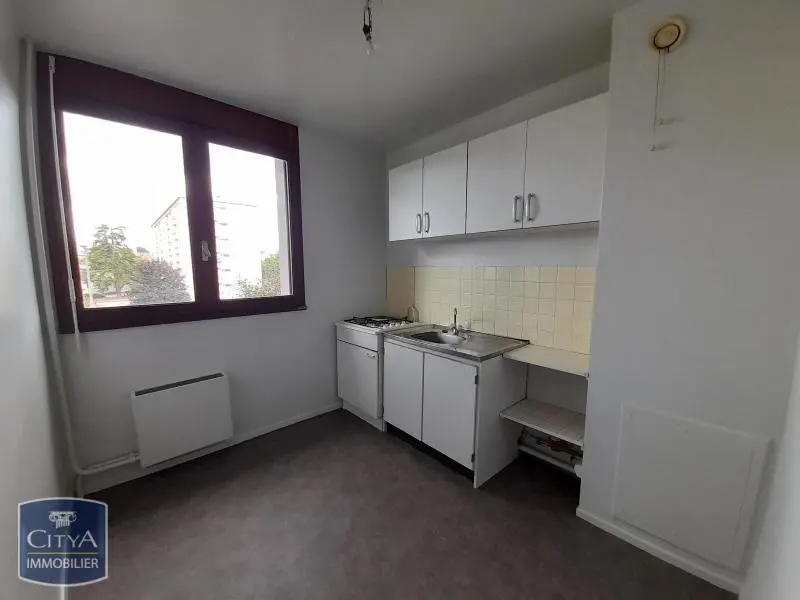 Photo 2 Appartement 1 pièce 34.76m²