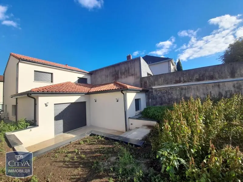 Photo 1 Maison 5 pièces 106m²