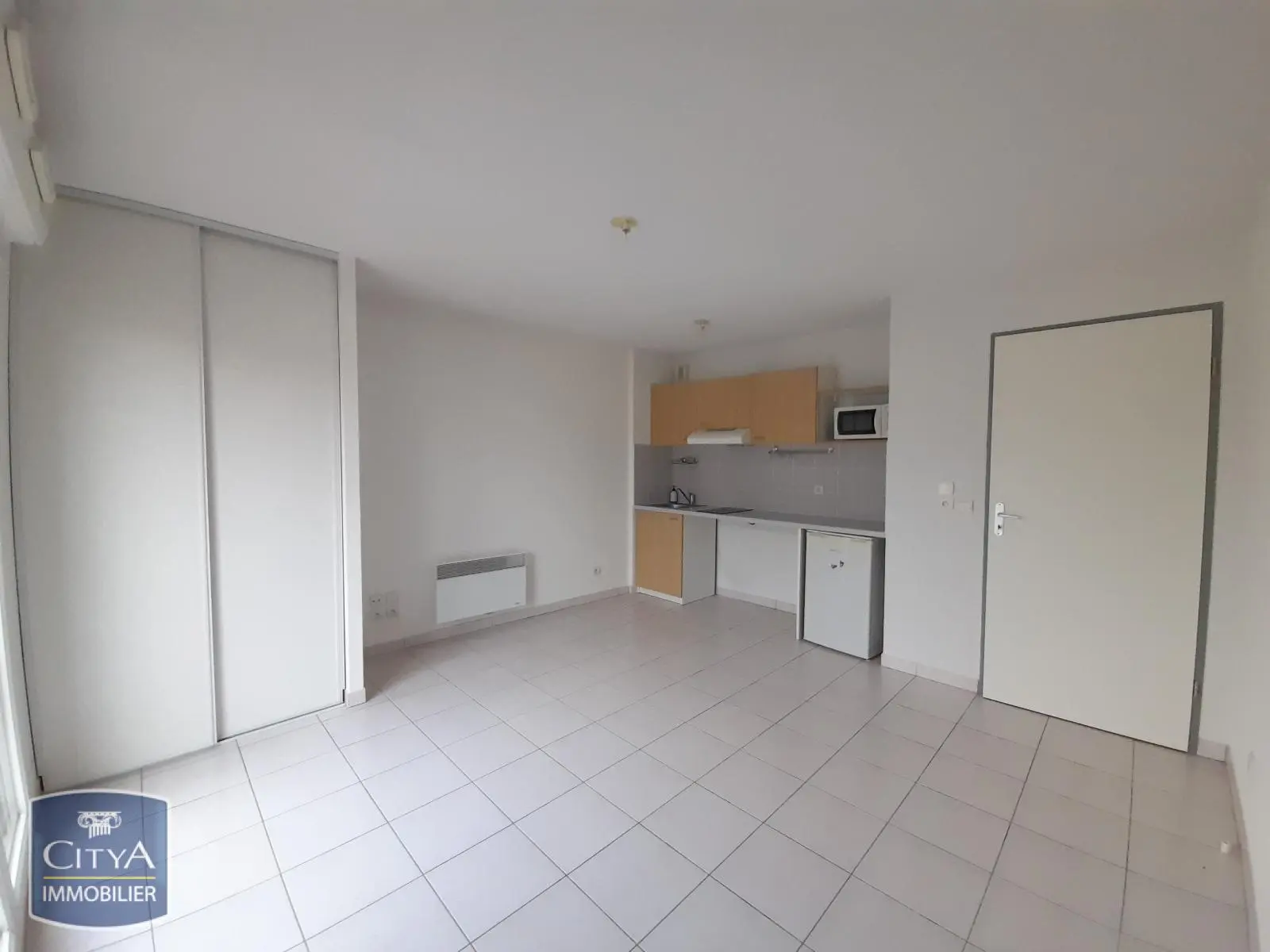 Photo 1 Appartement 1 pièce 25.93m²