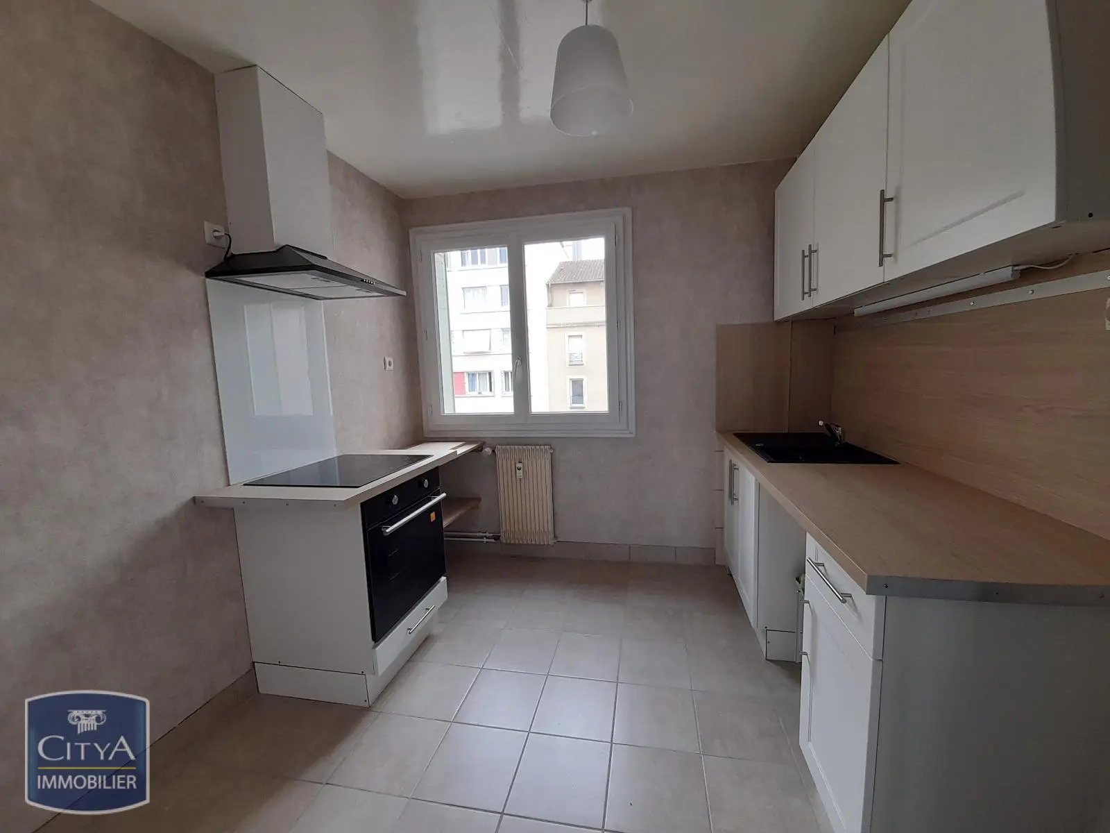 Photo 1 Appartement 2 pièces 56.08m²