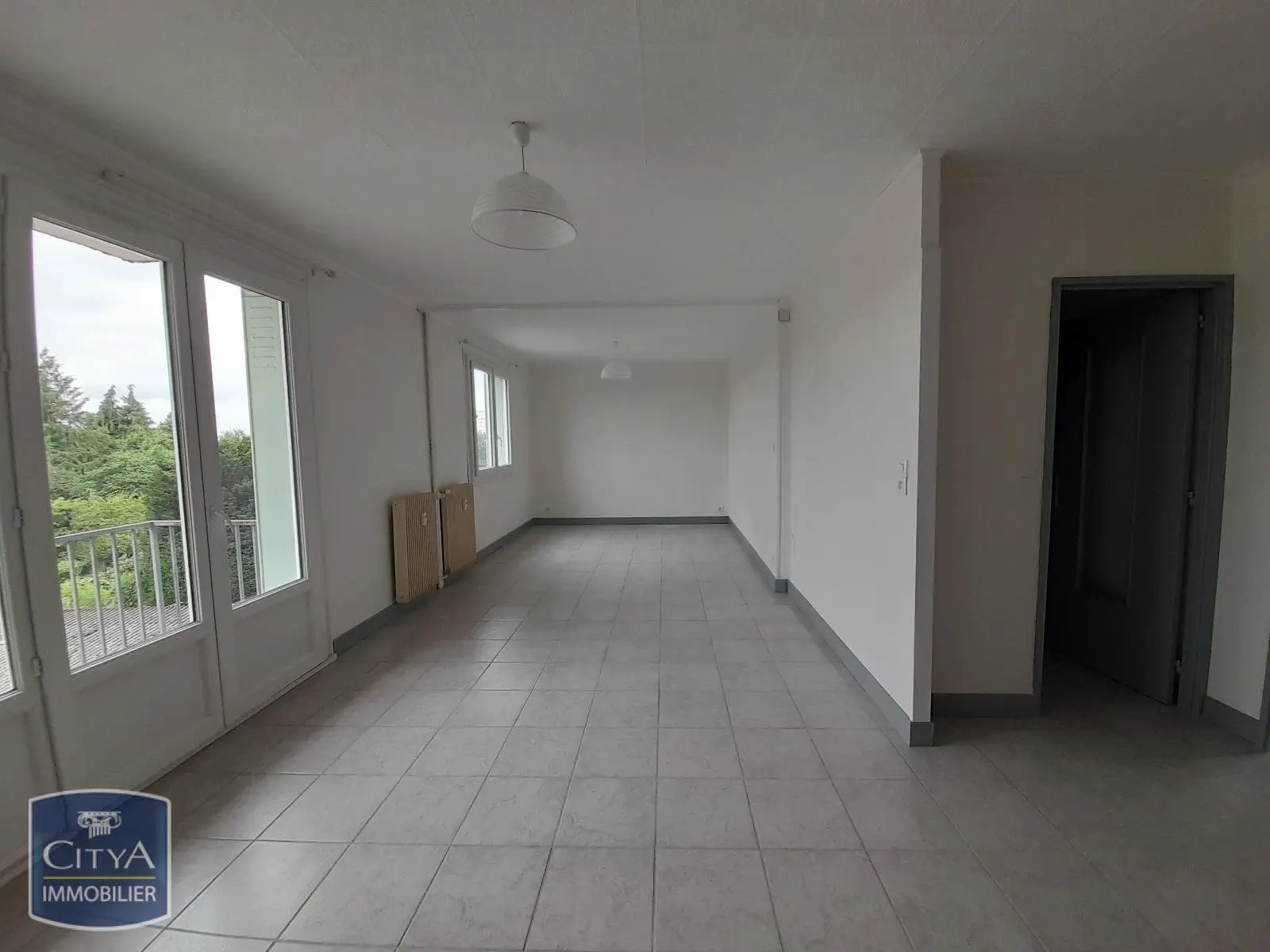Photo 2 Appartement 2 pièces 56.08m²