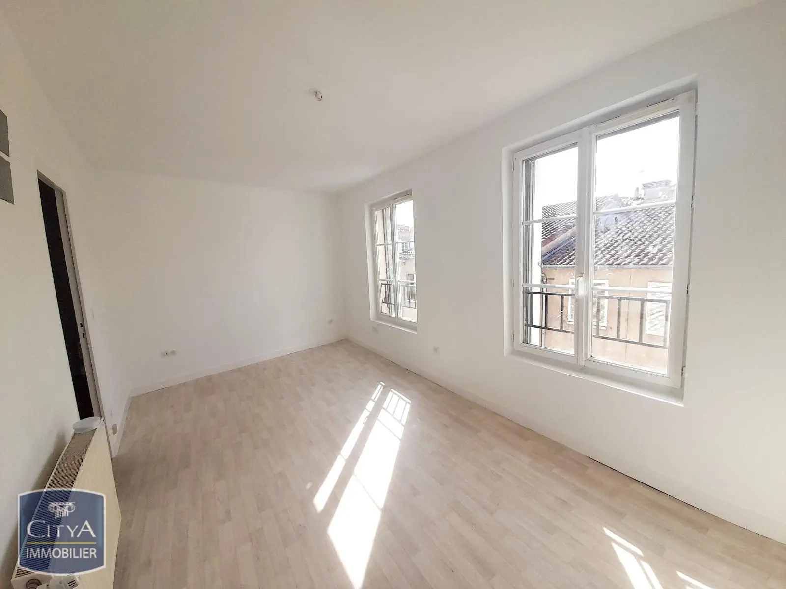 T2 PROCHE PLACE JOURDAN LYCEE GAY LUSSAC