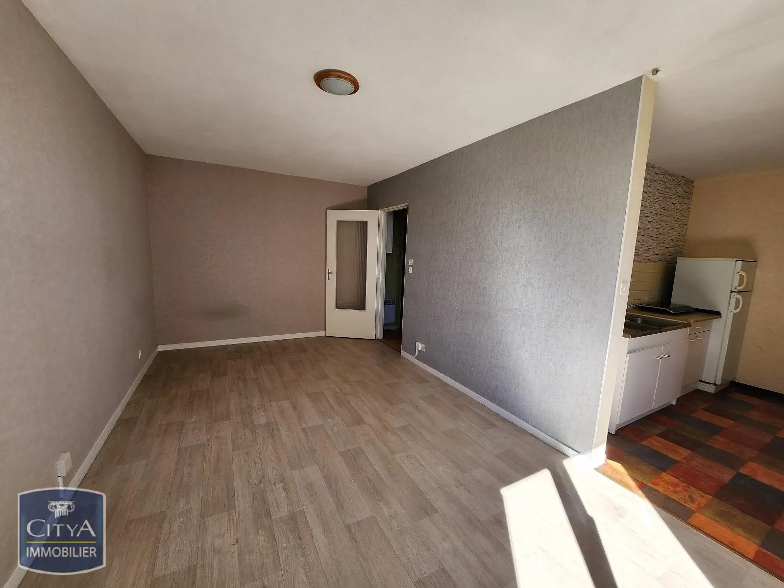 Photo 1 Appartement 1 pièce 32.91m²