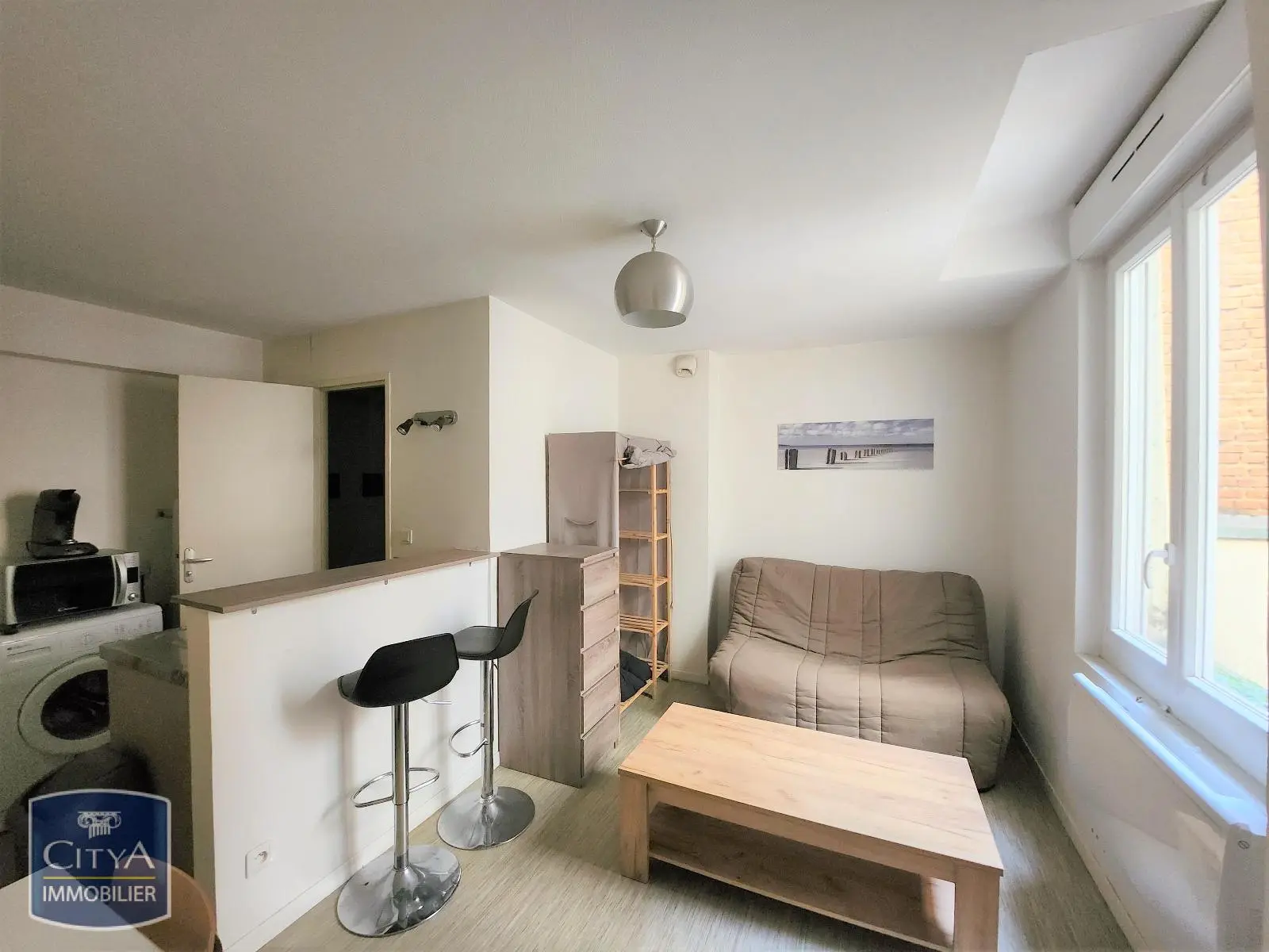 Photo 1 Appartement 1 pièce 15.97m²