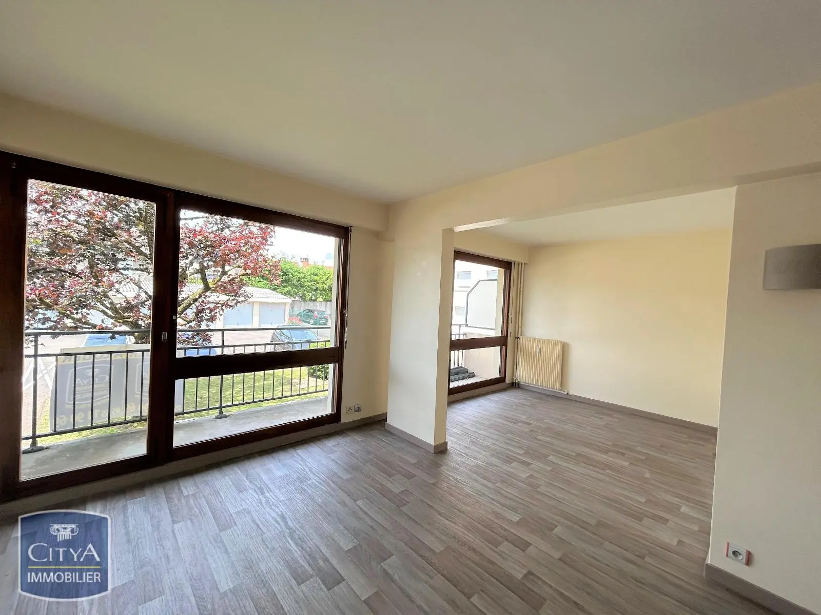 Photo 2 Appartement 1 pièce 40m²