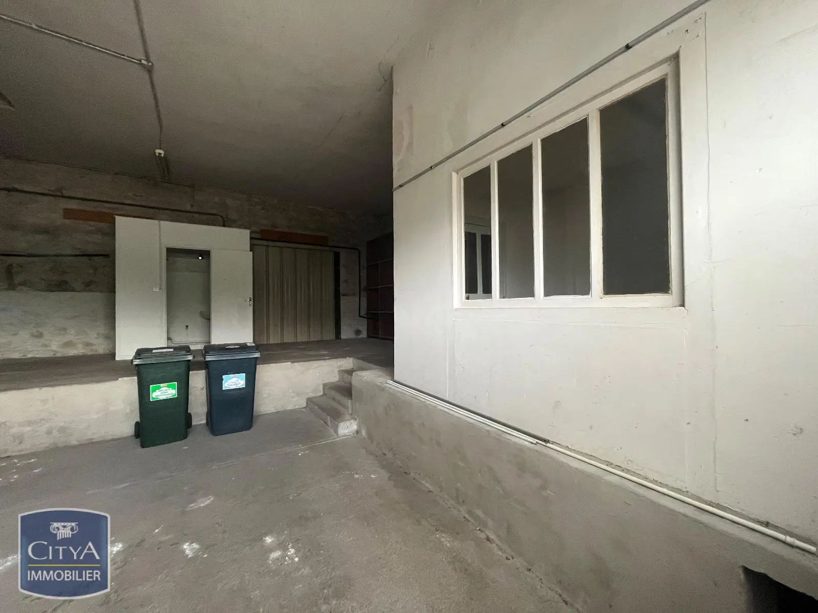 Photo 5 Local Professionnel 2 pièces 170m²