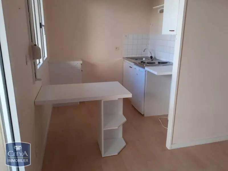 Photo 1 Appartement 1 pièce 31.3m²