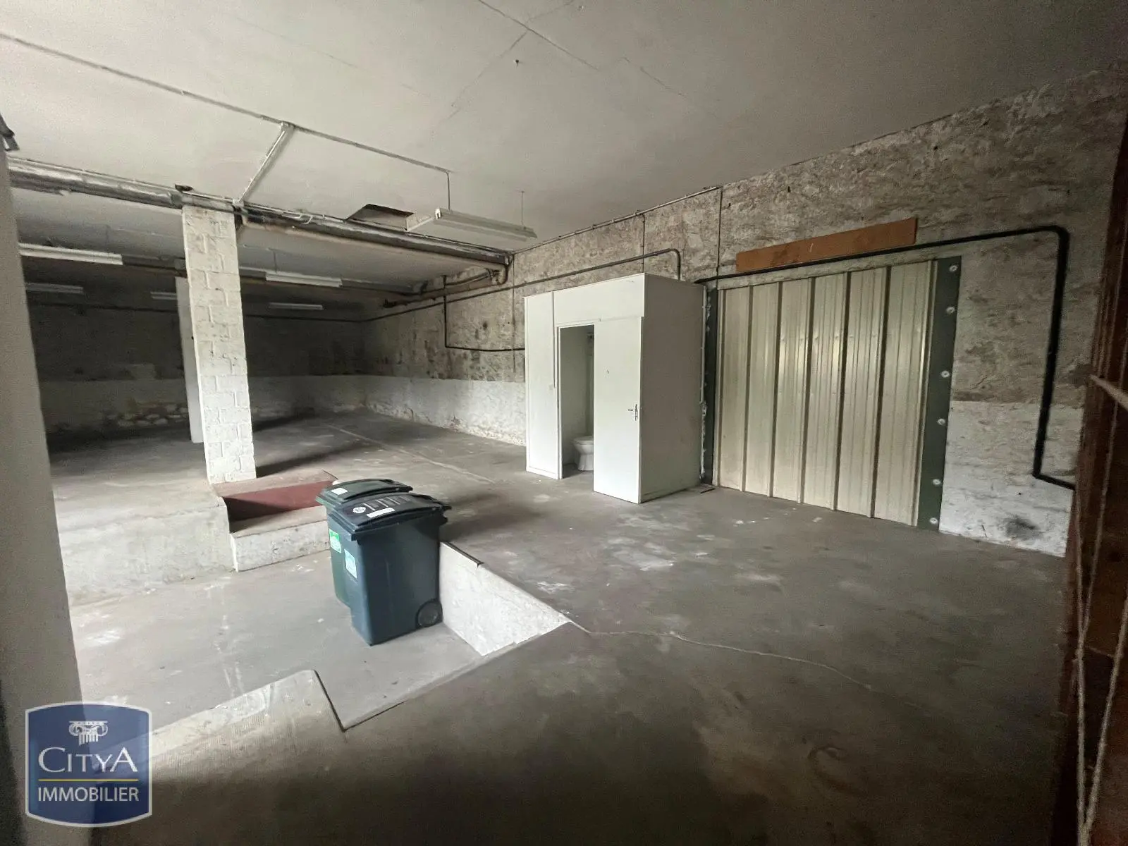 Photo 7 Local Professionnel 2 pièces 170m²