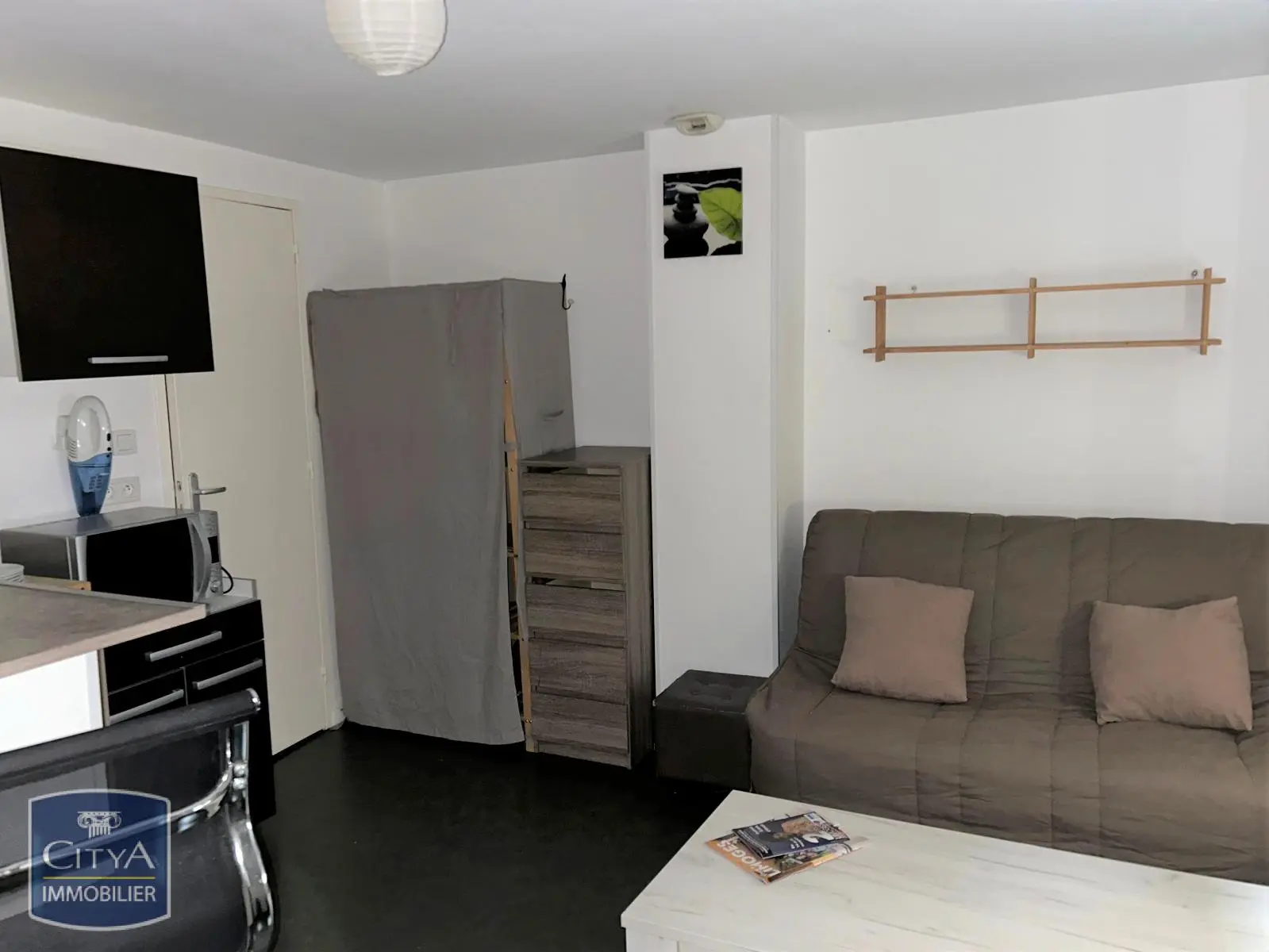 Photo 2 Appartement 1 pièce 15.97m²