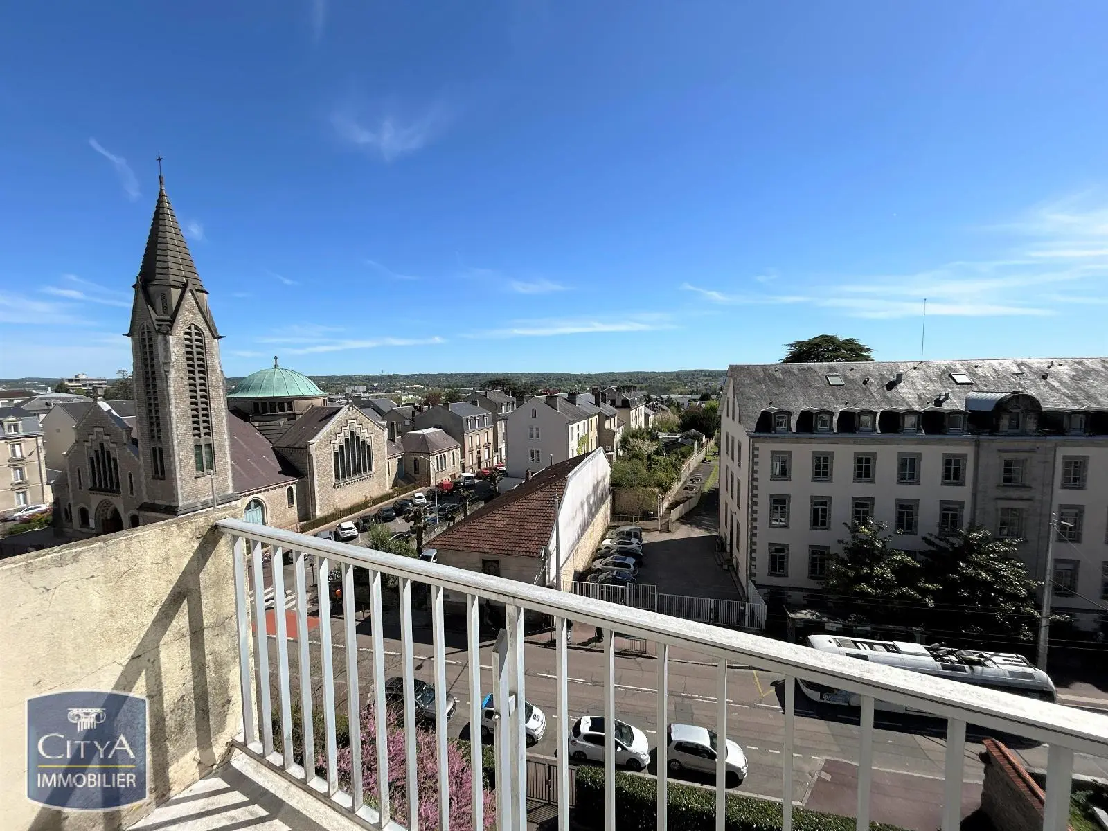Photo 1 Appartement 1 pièce 25m²