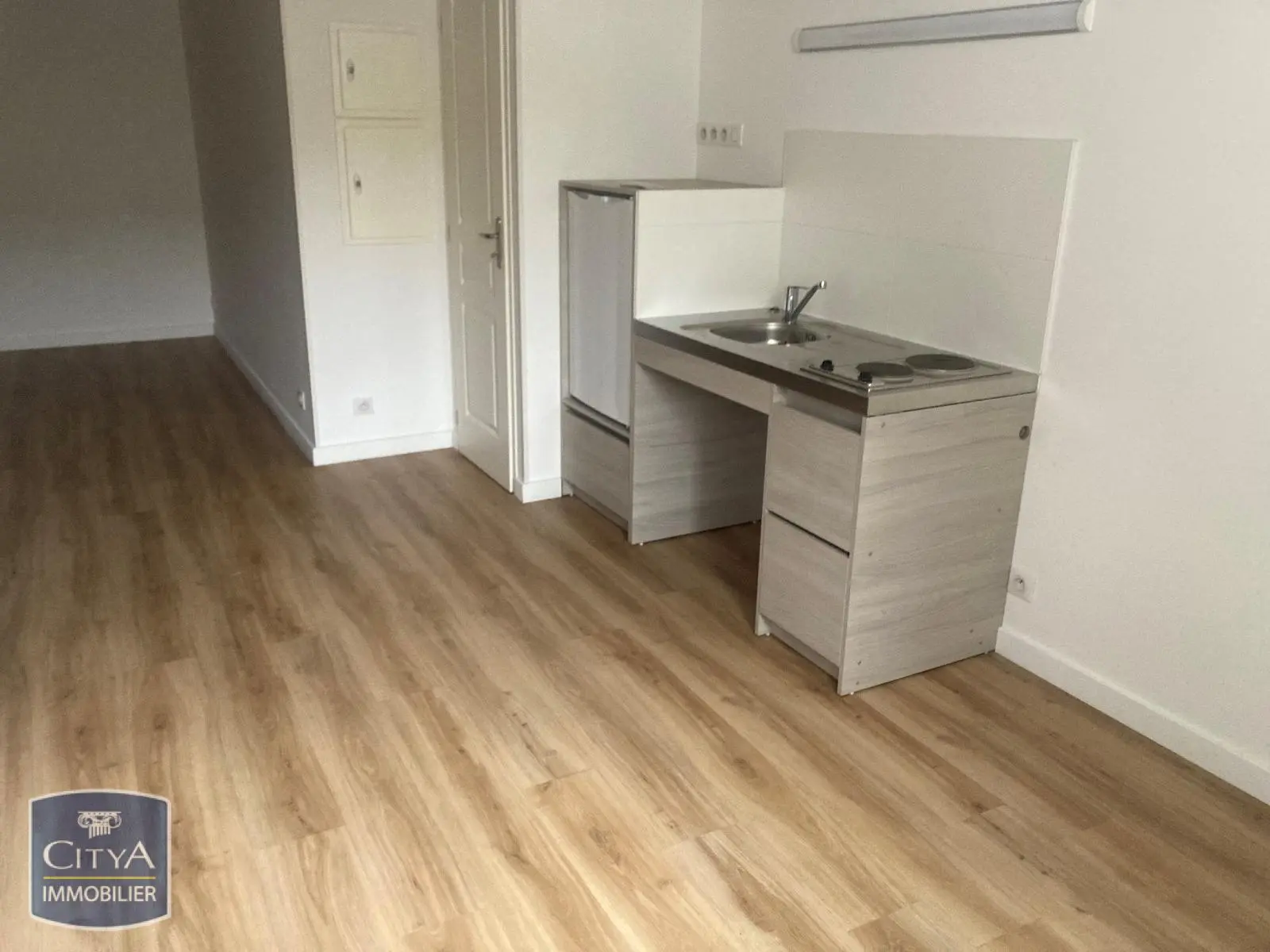 Photo 1 Appartement 1 pièce 35m²