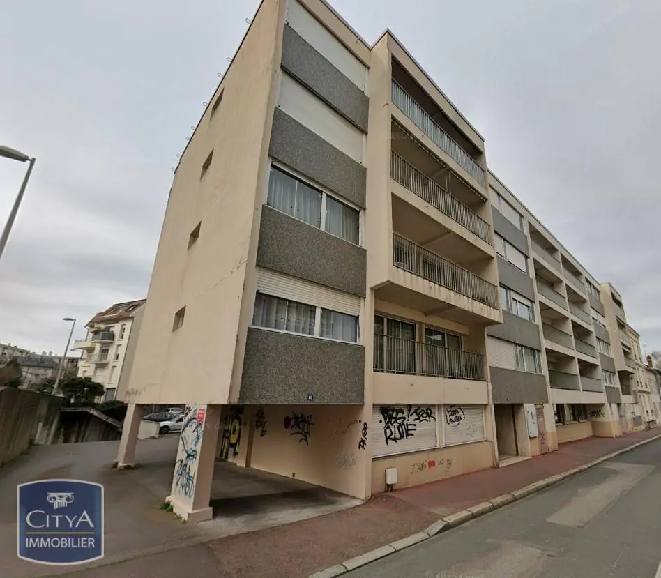 Photo 1 Appartement 1 pièce 33.85m²