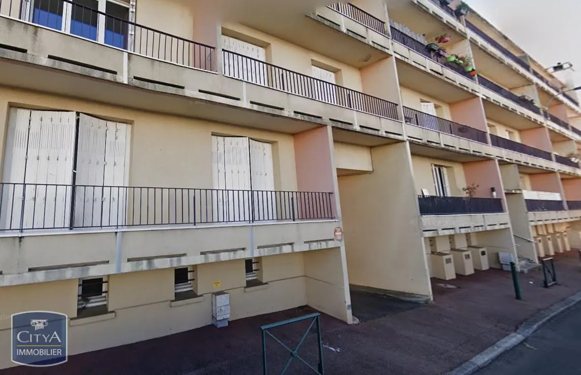 Photo 1 Parking 12m²