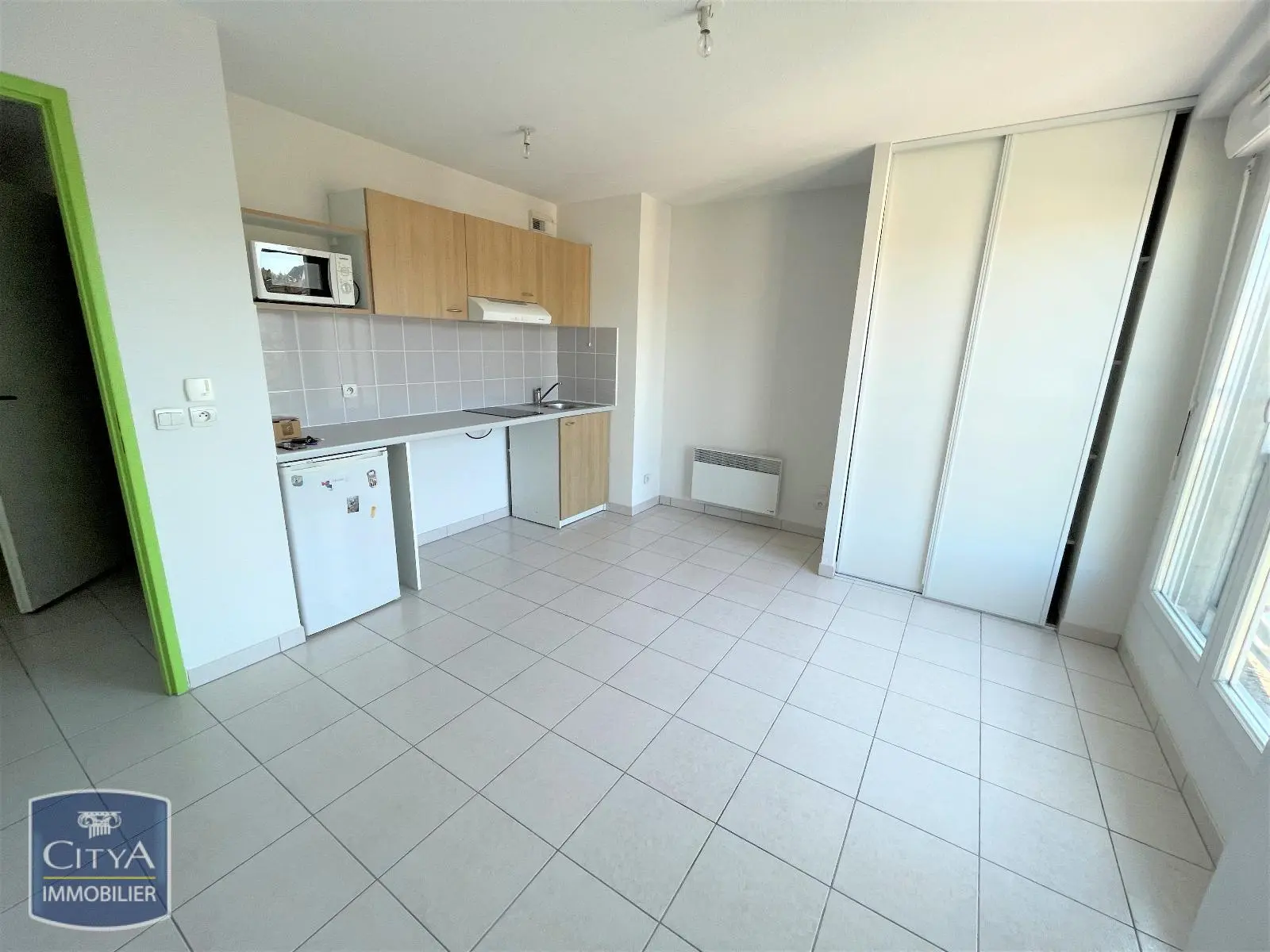 Photo 1 Appartement 1 pièce 25.4m²