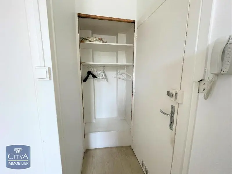 Photo 5 Appartement 1 pièce 23m²