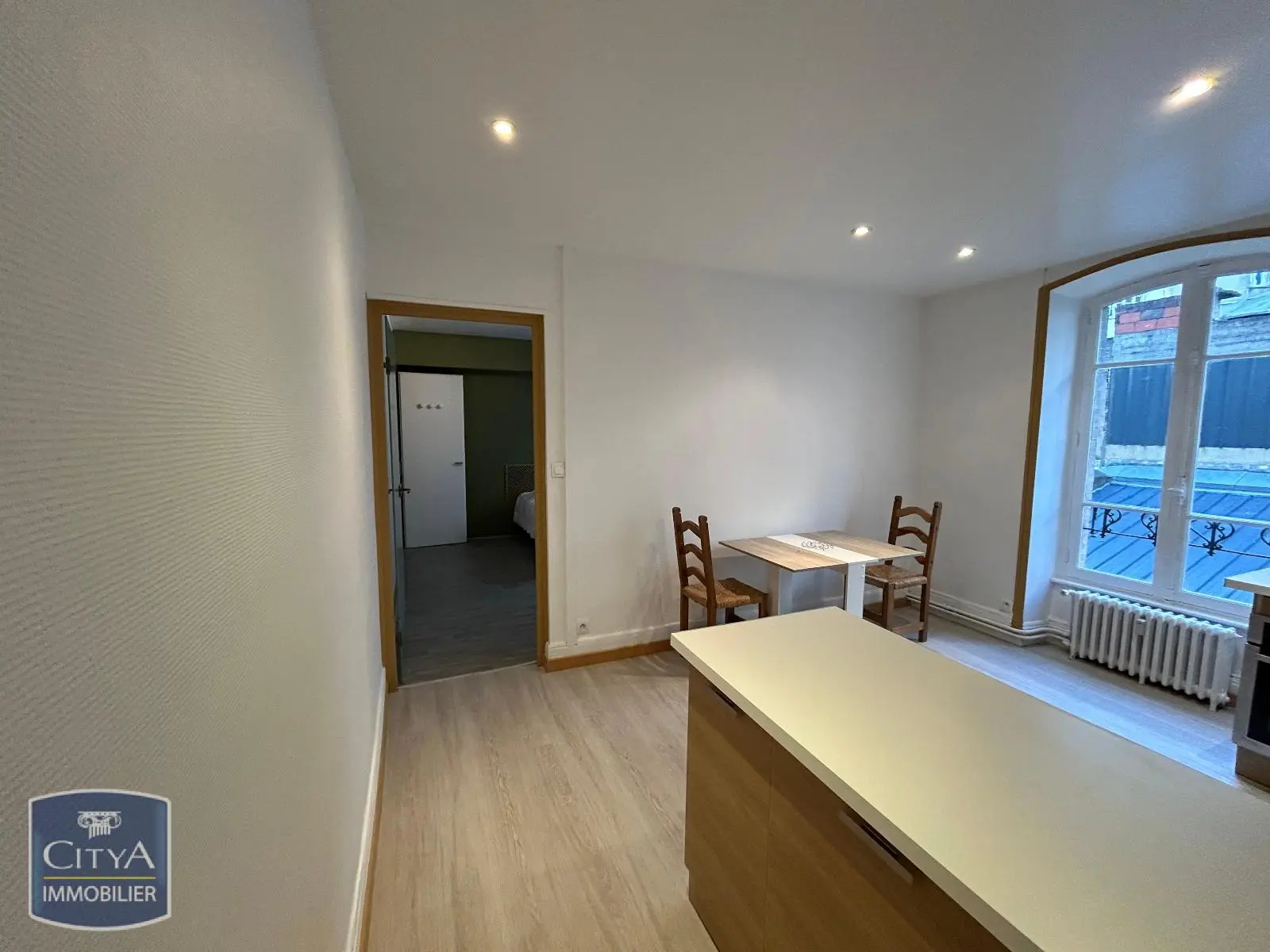 Photo 3 Appartement 1 pièce 33.99m²