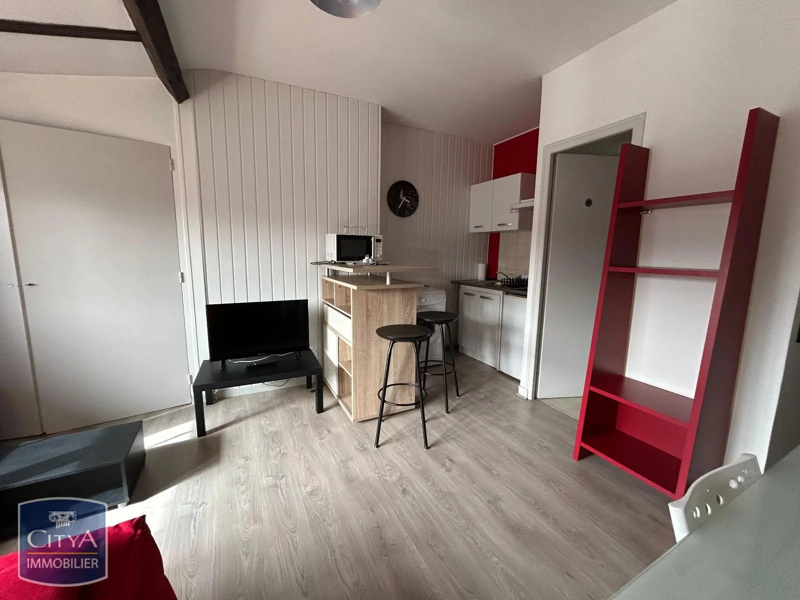 Photo 1 Appartement 1 pièce 12.32m²