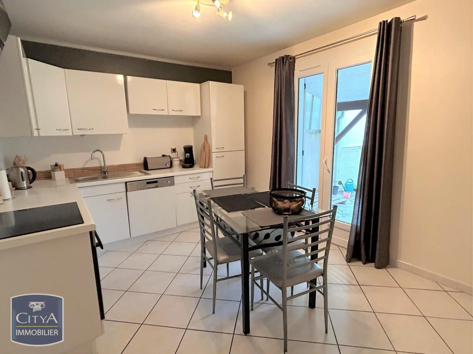 Photo 3 Maison 4 pièces 90m²