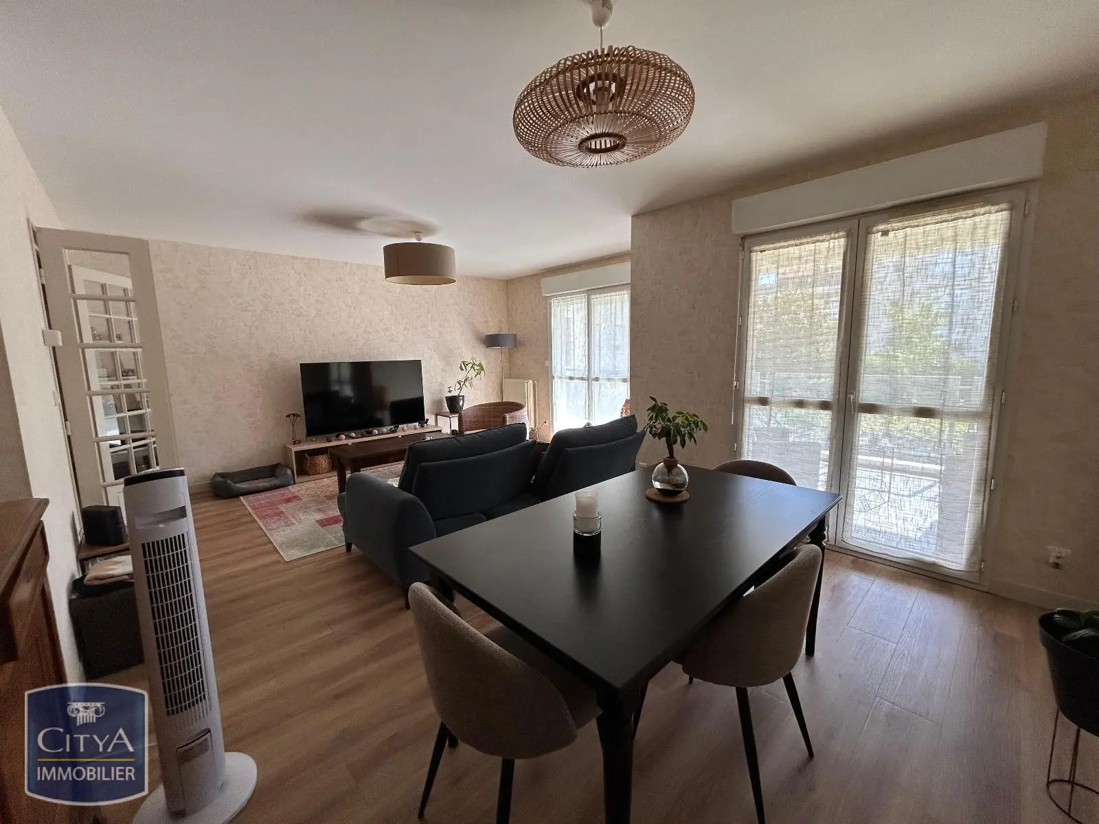 Photo 1 Appartement 5 pièces 99.95m²