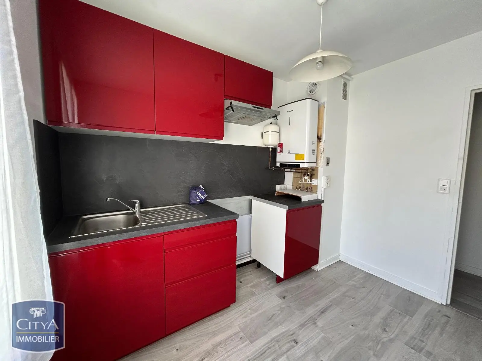 Photo 2 Appartement 1 pièce 32.03m²