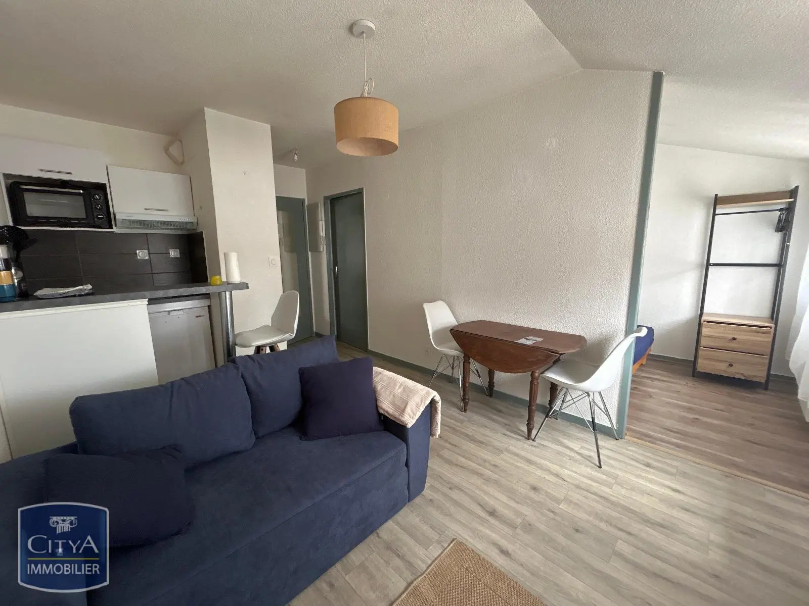 Photo 2 Appartement 1 pièce 24.83m²