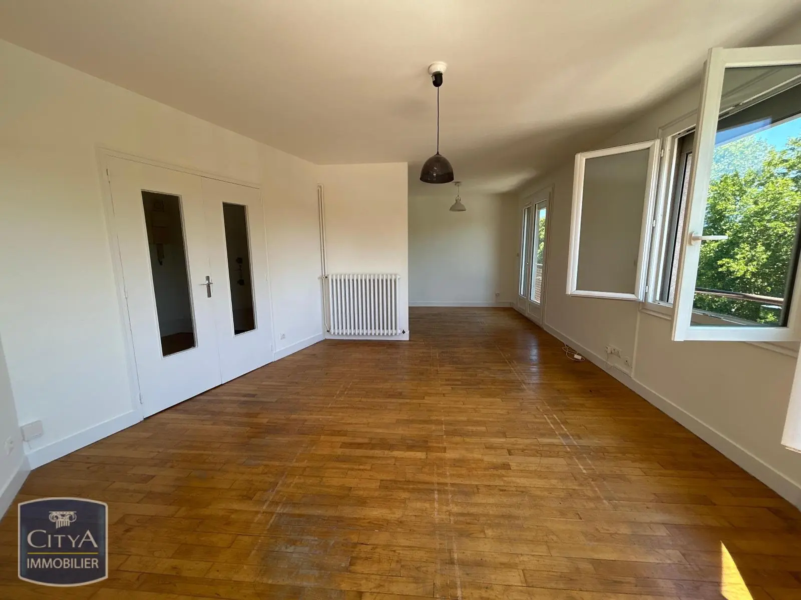 Photo 1 Appartement 5 pièces 109.7m²