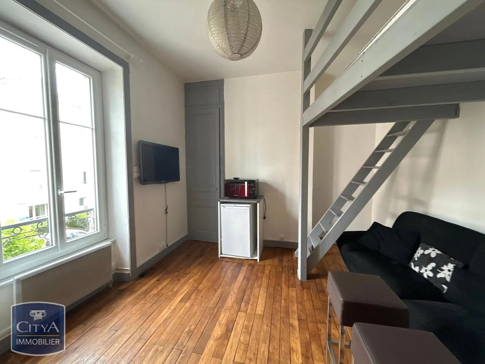 Photo 1 Appartement 1 pièce 20m²