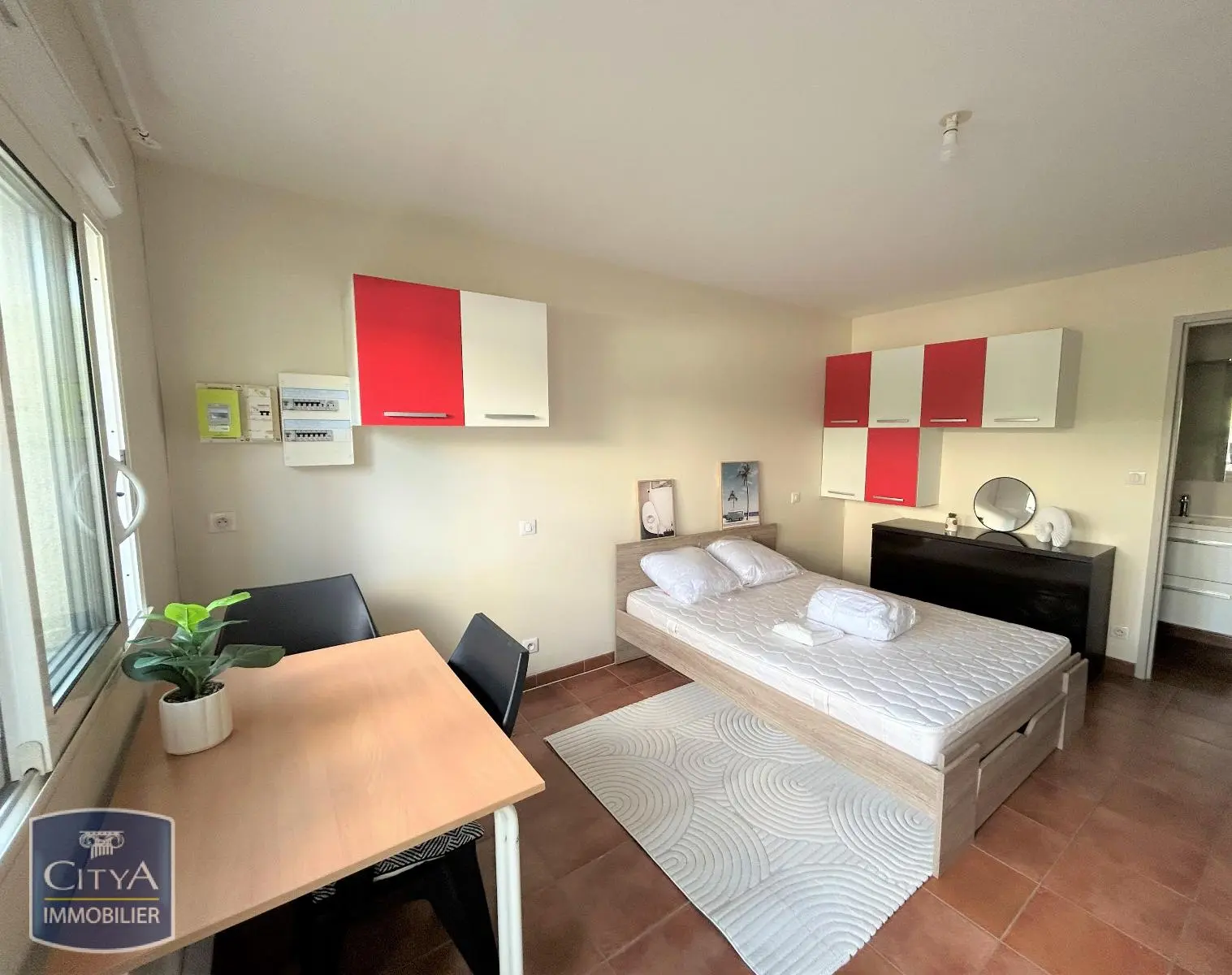 Photo 1 Appartement 1 pièce 20m²