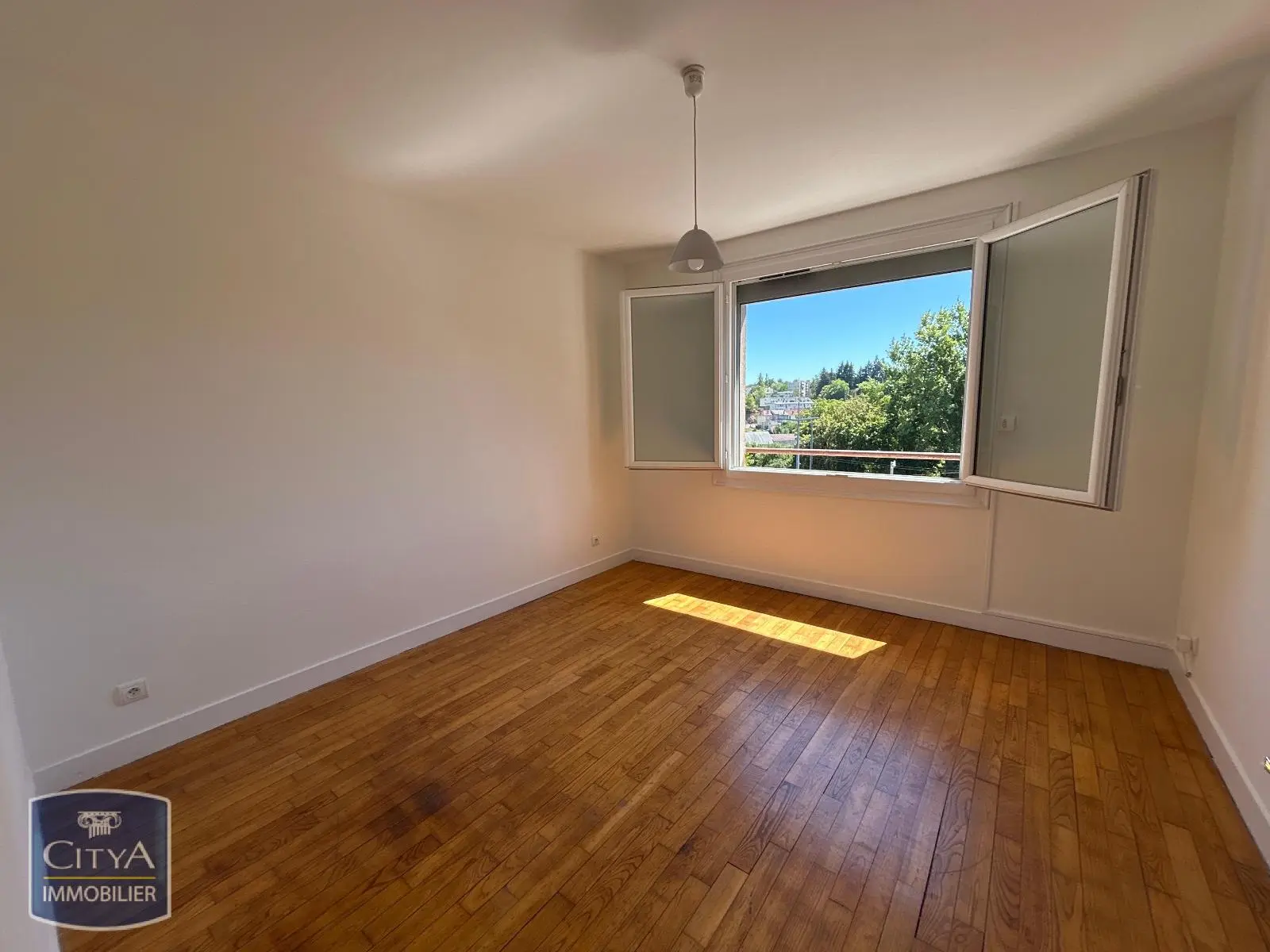Photo 8 Appartement 5 pièces 109.7m²