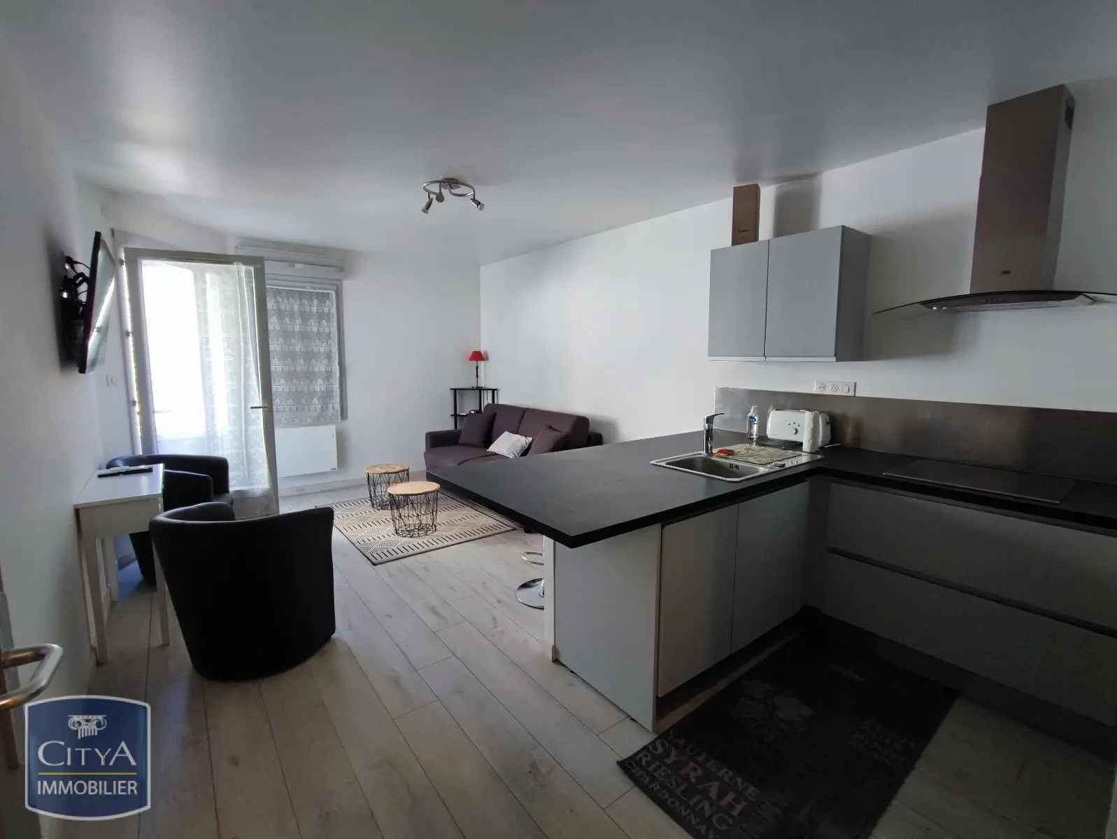 Photo 3 Appartement 1 pièce 29.41m²