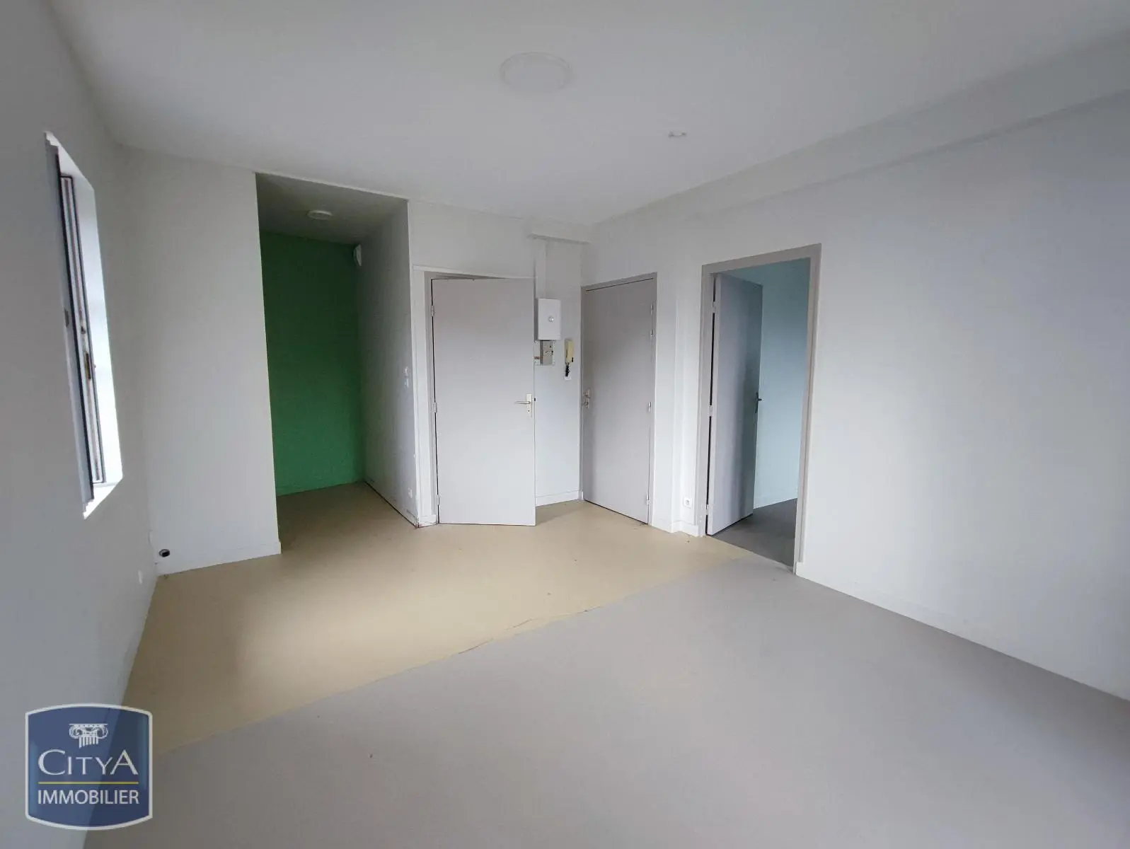 Photo 2 Appartement 1 pièce 28.66m²