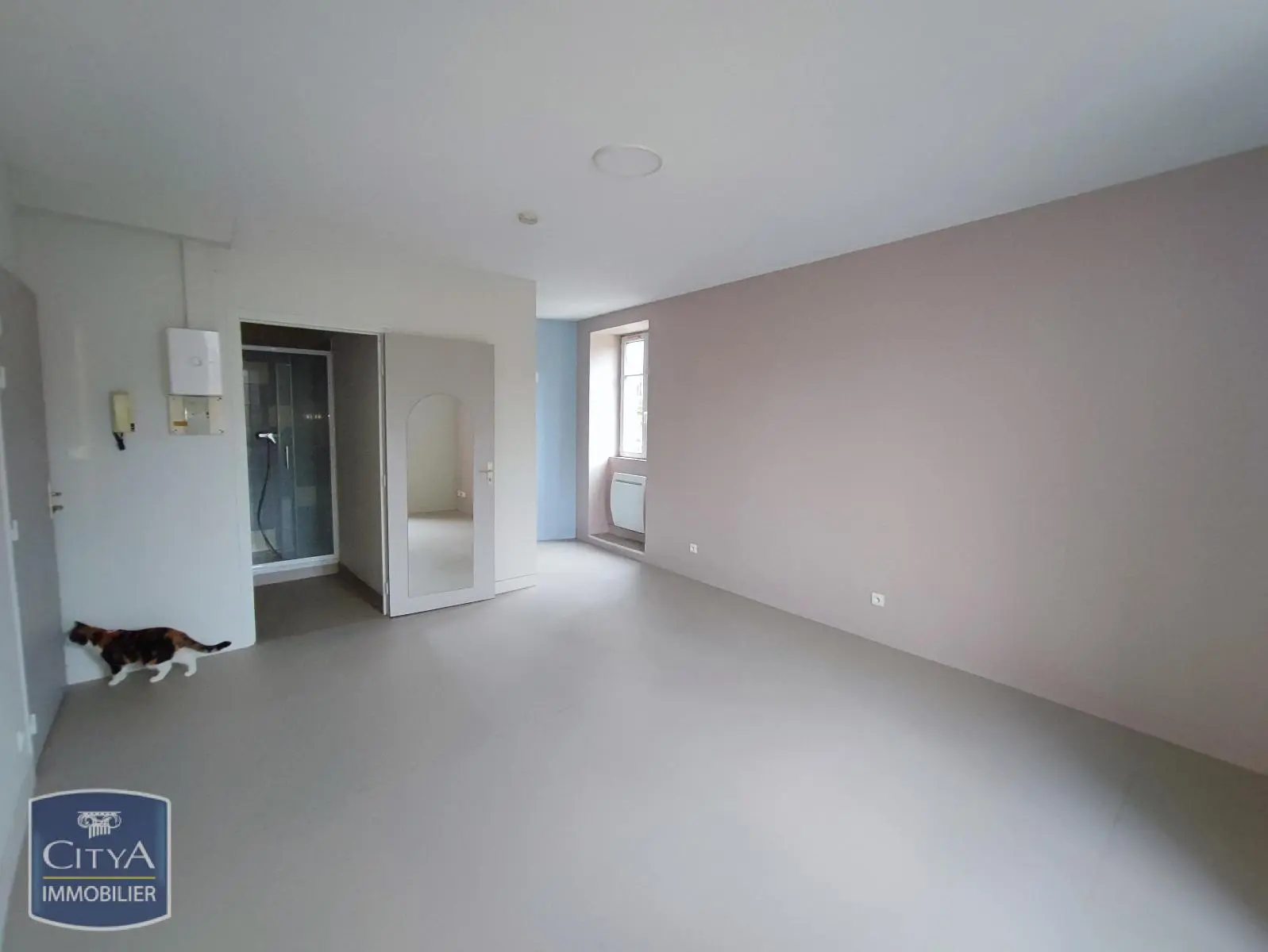 Photo 1 Appartement 1 pièce 27.27m²