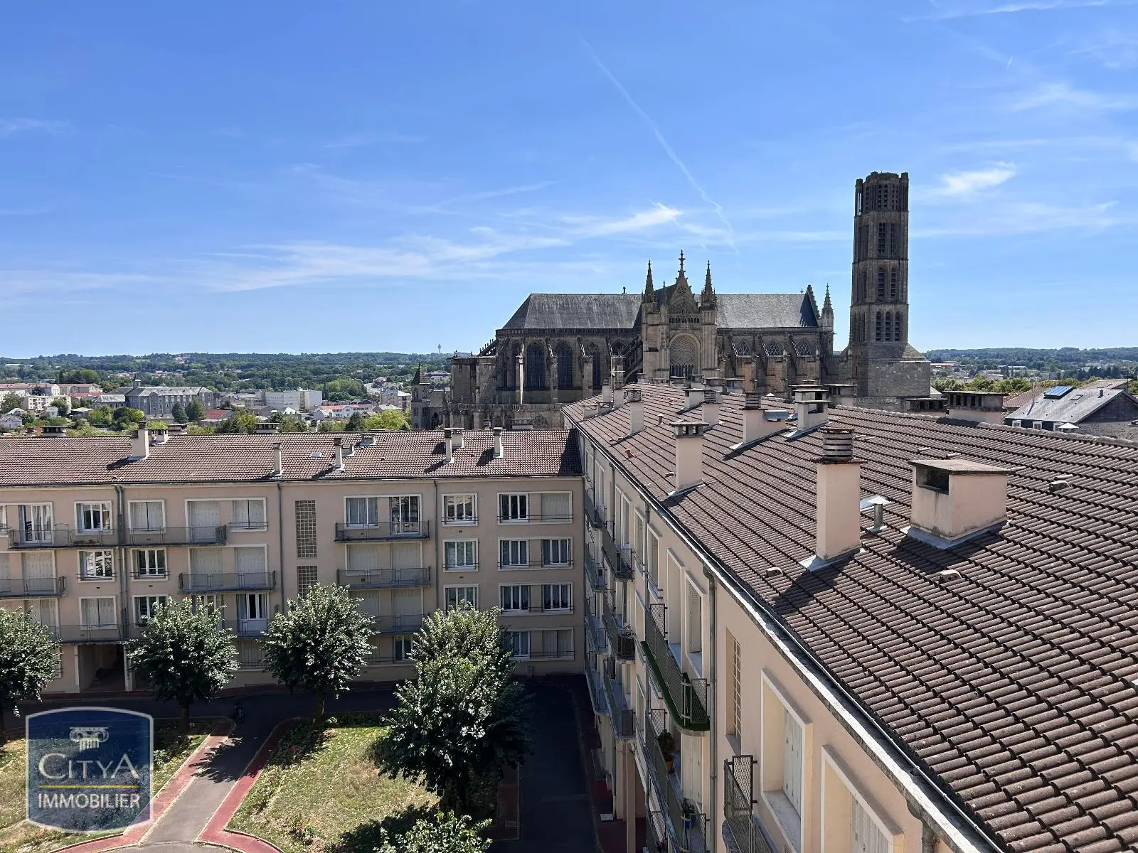 Photo 2 Appartement 1 pièce 31.13m²