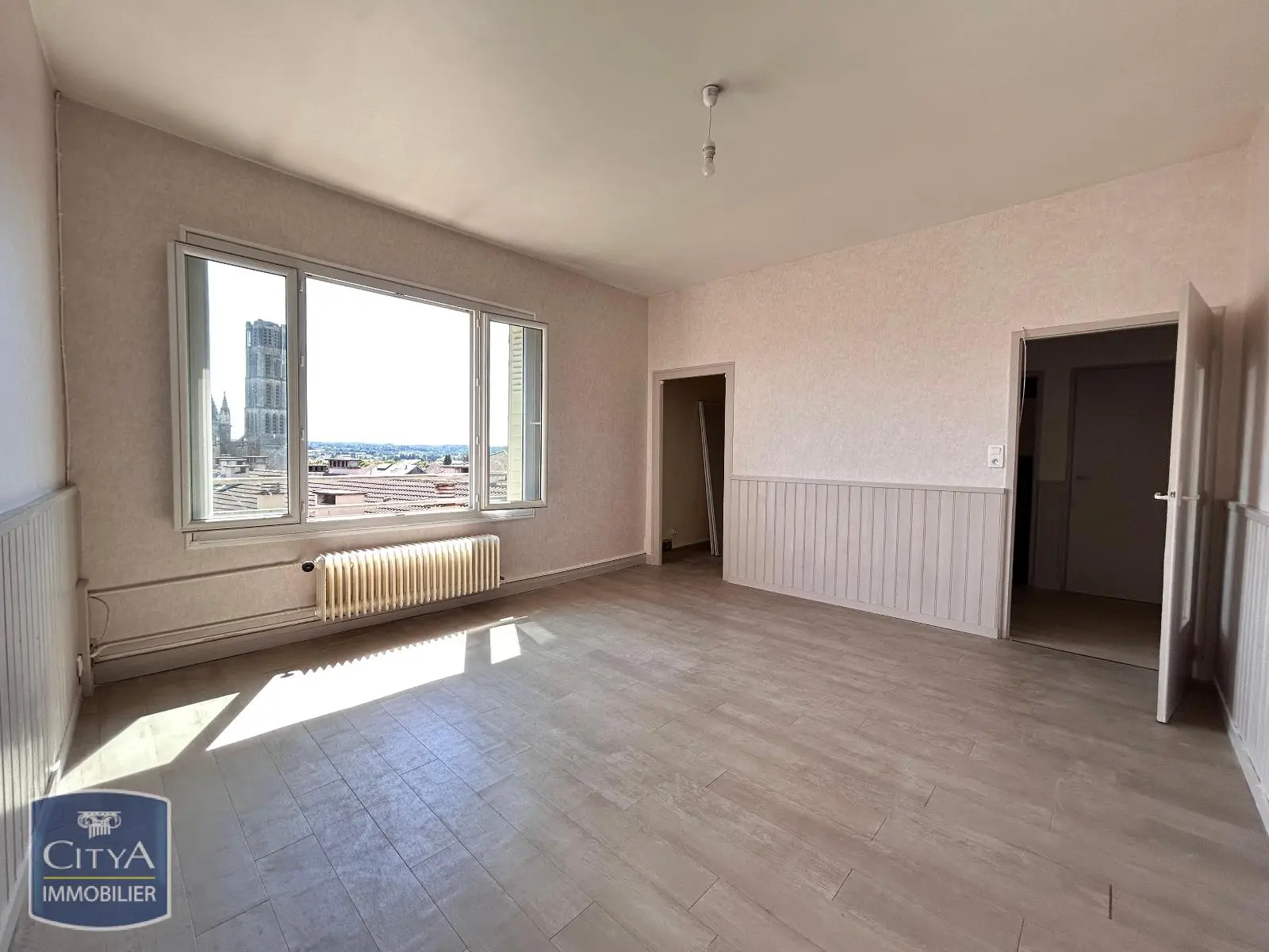 Photo 2 Appartement 1 pièce 31.13m²