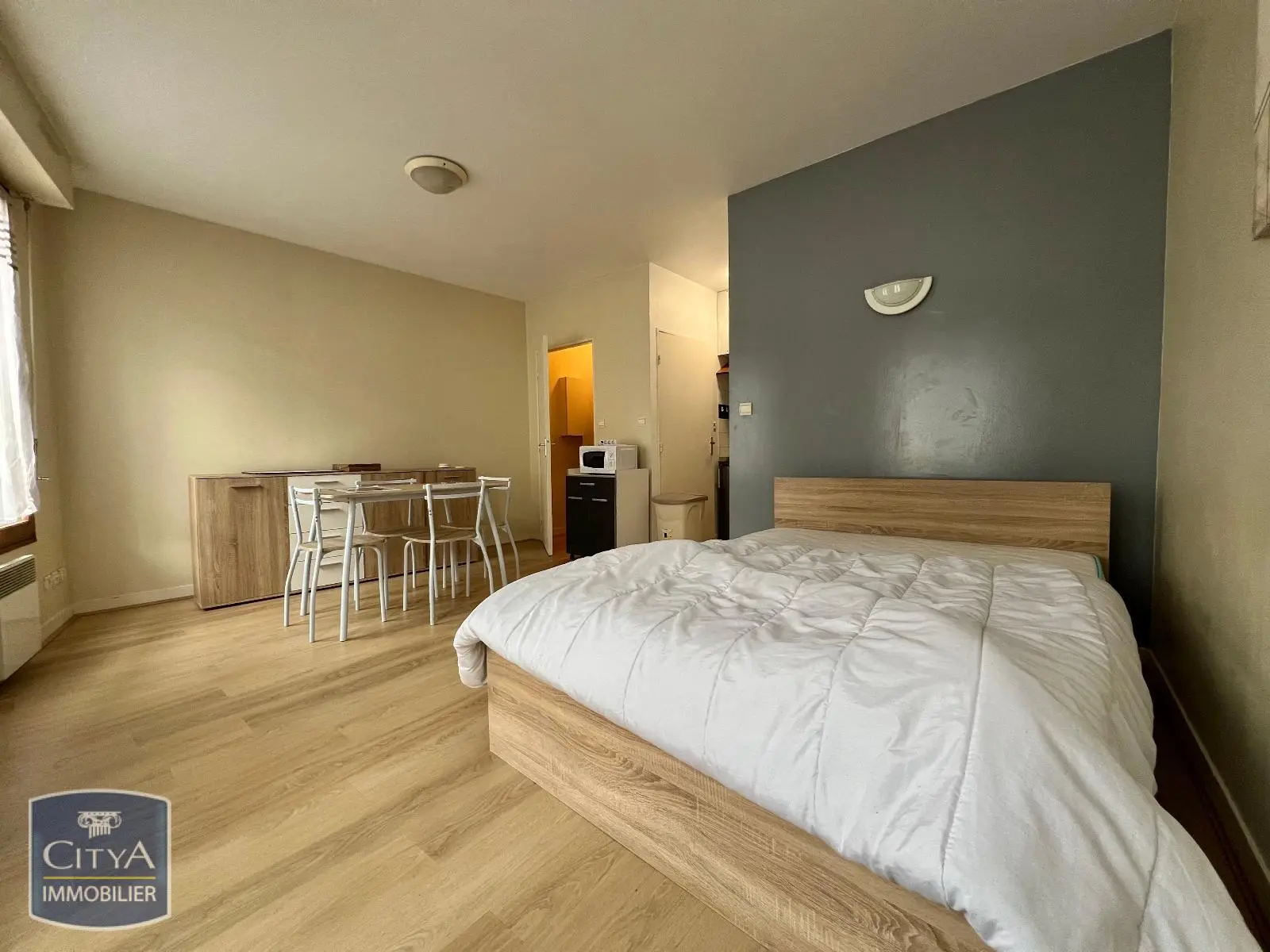 Photo 1 Appartement 1 pièce 25m²