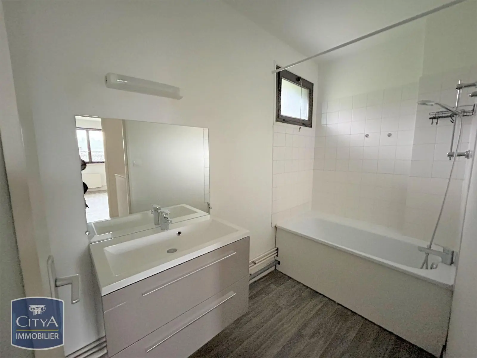 Photo 9 Appartement 5 pièces 99.87m²